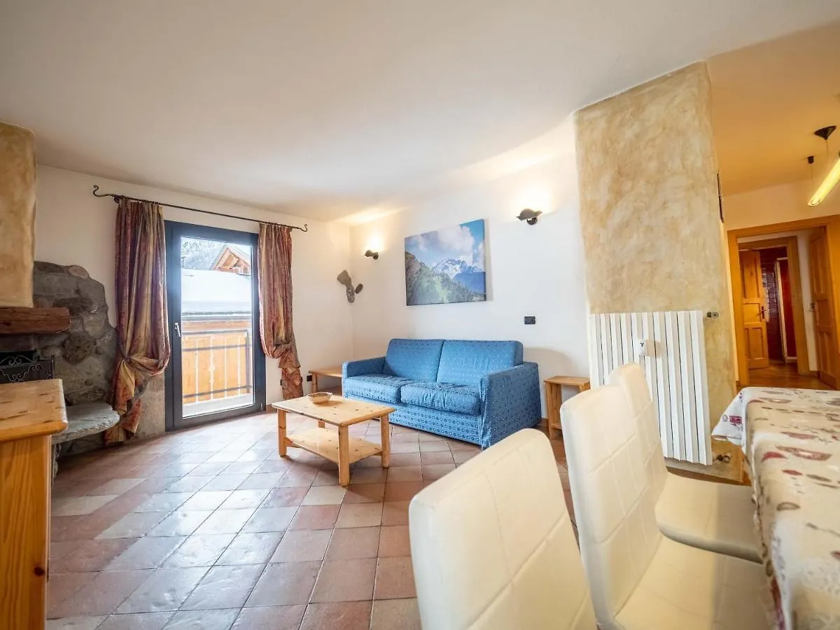 Coop Paradisin Apartment Λιβίνιο